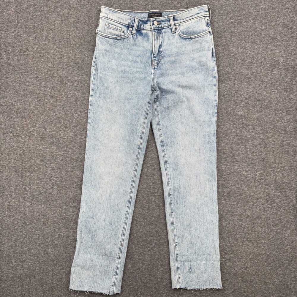 Banana Republic Womens Slouch Jean Light Acid Wash Raw Hem Denim‎ Size 28/6 Long